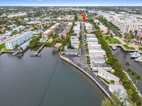 2 E View Street, Lantana FL 33462