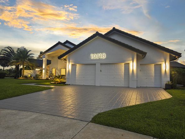 10818 Ashmont Drive, Boca Raton FL 33498