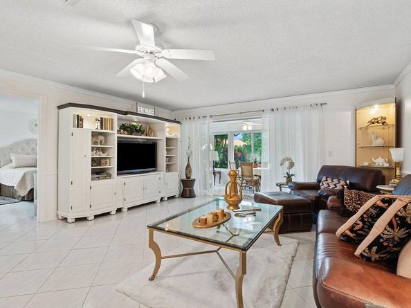 5010 Privet Place 101, Delray Beach FL 33484