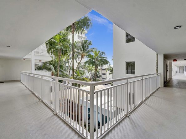 3100 NE 48th St 311, Fort Lauderdale FL 33308