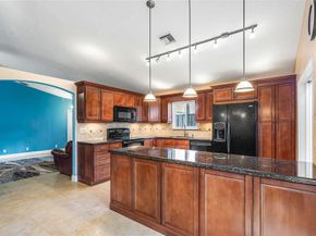 1443 Banyan Cir, Pompano Beach FL 33069