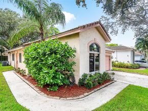 1443 Banyan Cir, Pompano Beach FL 33069
