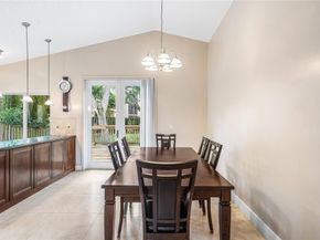 1443 Banyan Cir, Pompano Beach FL 33069