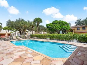 1443 Banyan Cir, Pompano Beach FL 33069