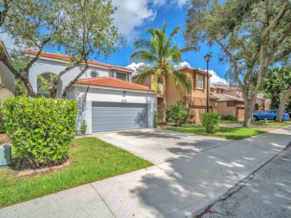 5319 Eagle Cay Way, Coconut Creek FL 33073