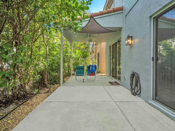 5319 Eagle Cay Way, Coconut Creek FL 33073