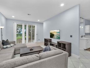 5319 Eagle Cay Way, Coconut Creek FL 33073