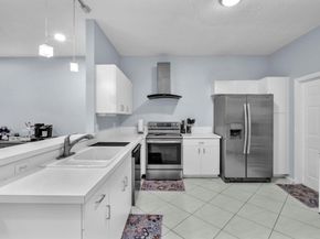 5319 Eagle Cay Way, Coconut Creek FL 33073