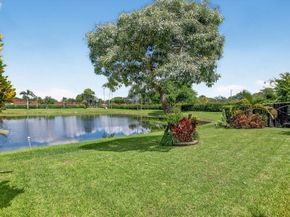 8541 Old Towne Way, Boca Raton FL 33433