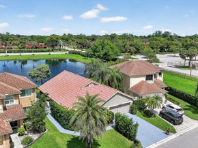 8541 Old Towne Way, Boca Raton FL 33433