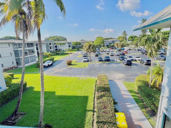 981 Hillcrest Ct 306, Hollywood FL 33021
