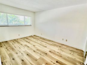 981 Hillcrest Ct 306, Hollywood FL 33021