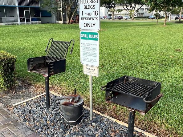 981 Hillcrest Ct 306, Hollywood FL 33021