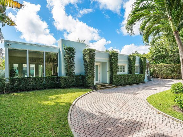 256 Mockingbird Trail, Palm Beach FL 33480