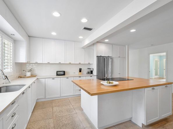 256 Mockingbird Trail, Palm Beach FL 33480