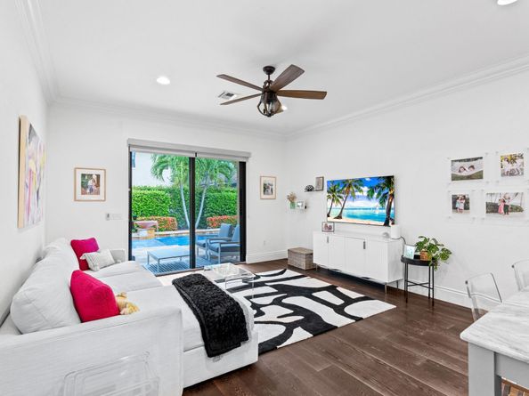 7501 NW 112th Ter, Parkland FL 33076