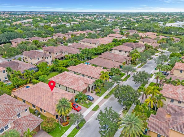 7501 NW 112th Ter, Parkland FL 33076