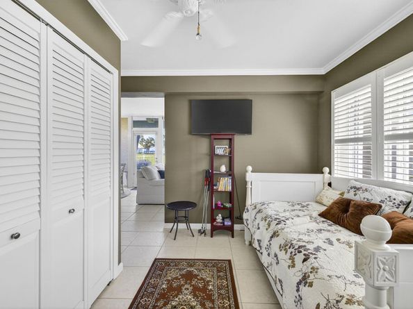 1221 Hillsboro Mile 15a, Hillsboro Beach FL 33062