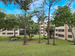 4760 Lucerne Lakes Boulevard W 104, Lake Worth FL 33467