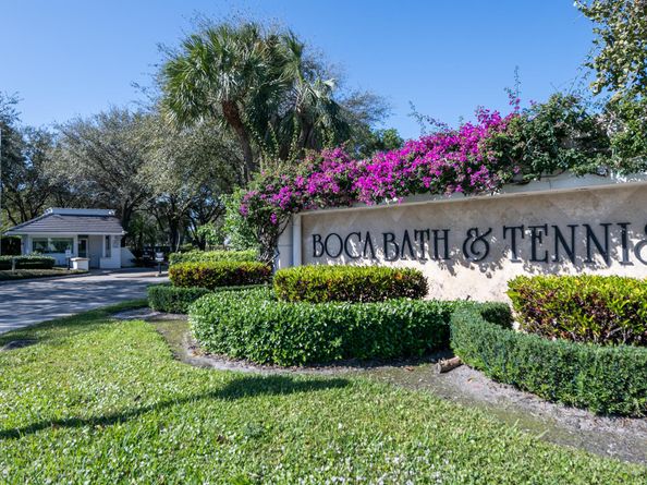 2932 Banyan Boulevard Circle NW, Boca Raton FL 33431