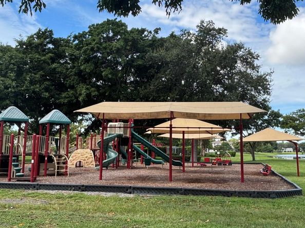 2932 Banyan Boulevard Circle NW, Boca Raton FL 33431