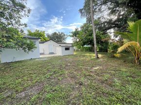 2340 NW 99th Ter, Miami FL 33147