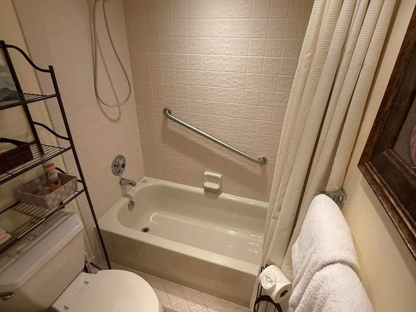 147 Deer Creek Boulevard 402, Deerfield Beach FL 33442