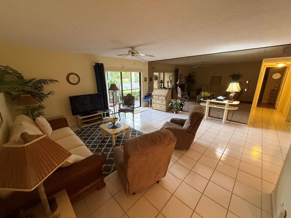 147 Deer Creek Boulevard 402, Deerfield Beach FL 33442