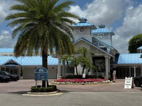 147 Deer Creek Boulevard 402, Deerfield Beach FL 33442