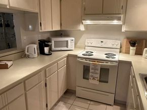 147 Deer Creek Boulevard 402, Deerfield Beach FL 33442