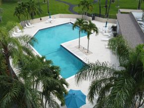 147 Deer Creek Boulevard 402, Deerfield Beach FL 33442