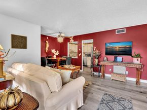 342 Pine Ridge Circle D2, Greenacres FL 33463