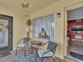 342 Pine Ridge Circle D2, Greenacres FL 33463