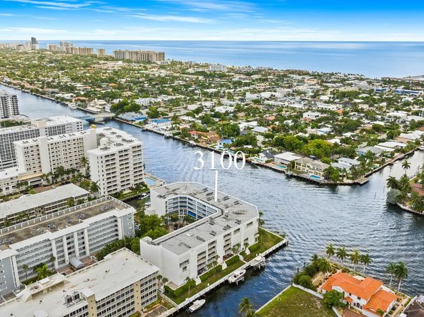 3100 NE 47th Ct 303, Fort Lauderdale FL 33308
