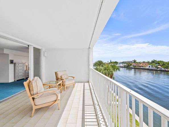 3100 NE 47th Ct 303, Fort Lauderdale FL 33308