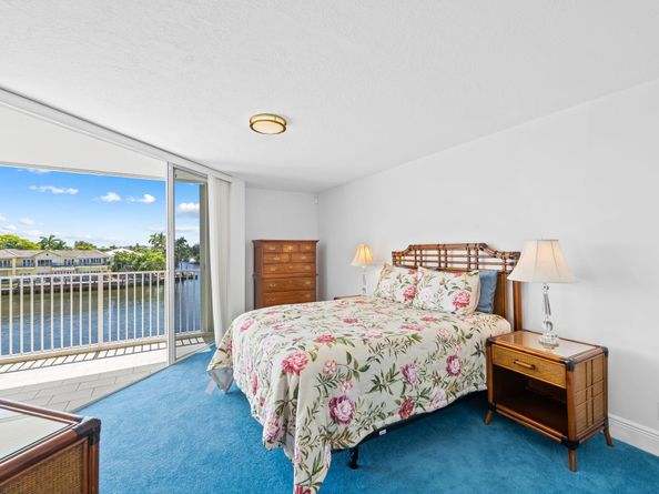 3100 NE 47th Ct 303, Fort Lauderdale FL 33308