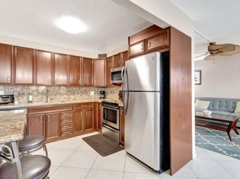 4049 Wolverton C