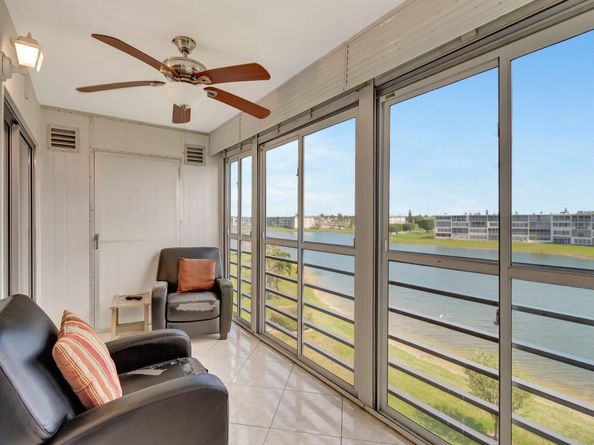 4049 Wolverton C, Boca Raton FL 33434