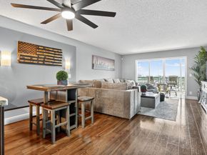 2202 S Cypress Bend Dr 906, Pompano Beach FL 33069