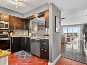 2202 S Cypress Bend Dr 906, Pompano Beach FL 33069
