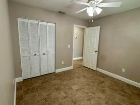 826 Palama Way, Lantana FL 33462