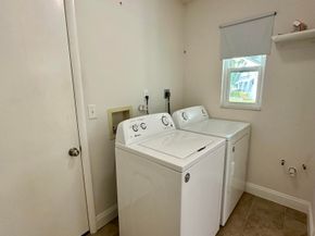 826 Palama Way, Lantana FL 33462