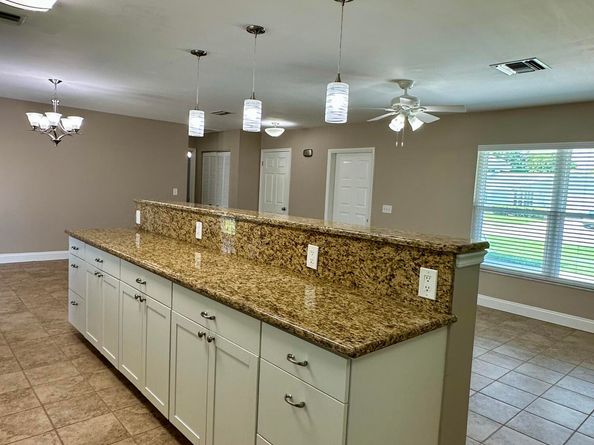 826 Palama Way, Lantana FL 33462
