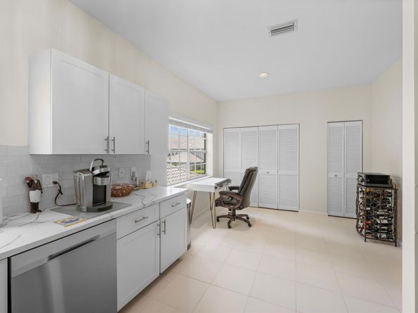 11602 Briarwood Circle 4, Boynton Beach FL 33437
