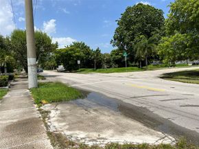 802 S 24th Avenue, Hollywood FL 33020