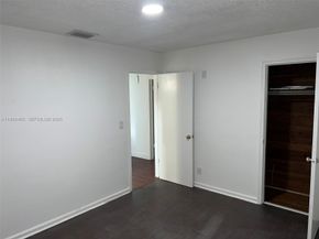 802 S 24th Avenue, Hollywood FL 33020
