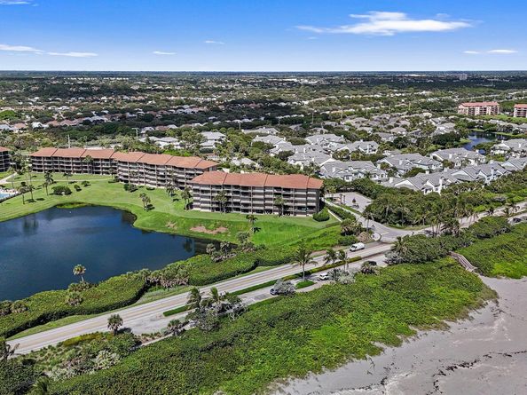 101 S Seas Drive 202, Jupiter FL 33477