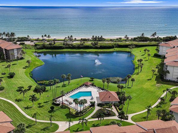 101 S Seas Drive 202, Jupiter FL 33477