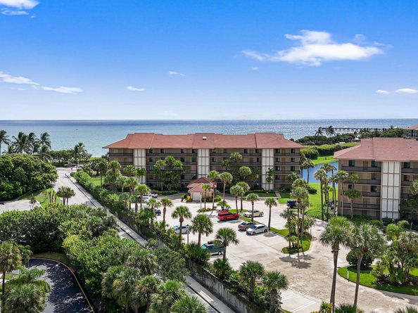 101 S Seas Drive 202, Jupiter FL 33477
