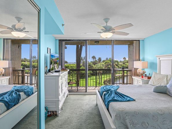 101 S Seas Drive 202, Jupiter FL 33477